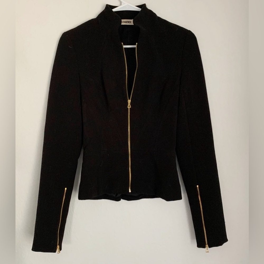L’AGENCE  Fitted Cropped Jacket